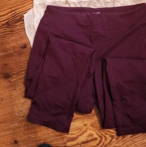 Women's Burgundy LEGGINGS